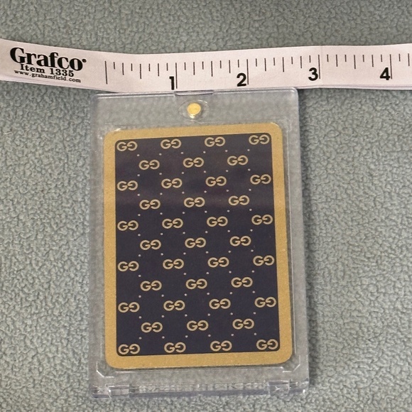 1Gucci playing card 9 of hearts. Navy blue/gold. enclosed case - Picture 5 of 7
